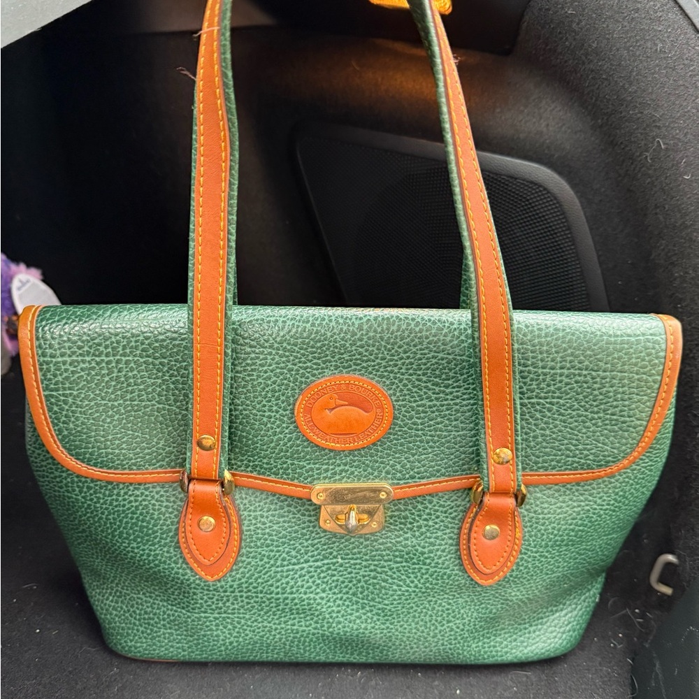 Vintage-Style Leather Bag – Classic Designer Look